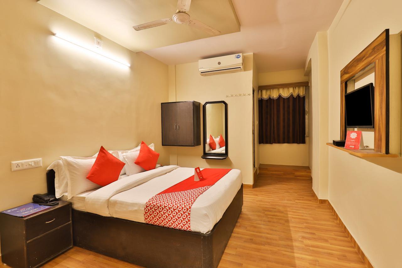 Oyo 11427 Hotel Kalyan Amhedabad Dış mekan fotoğraf