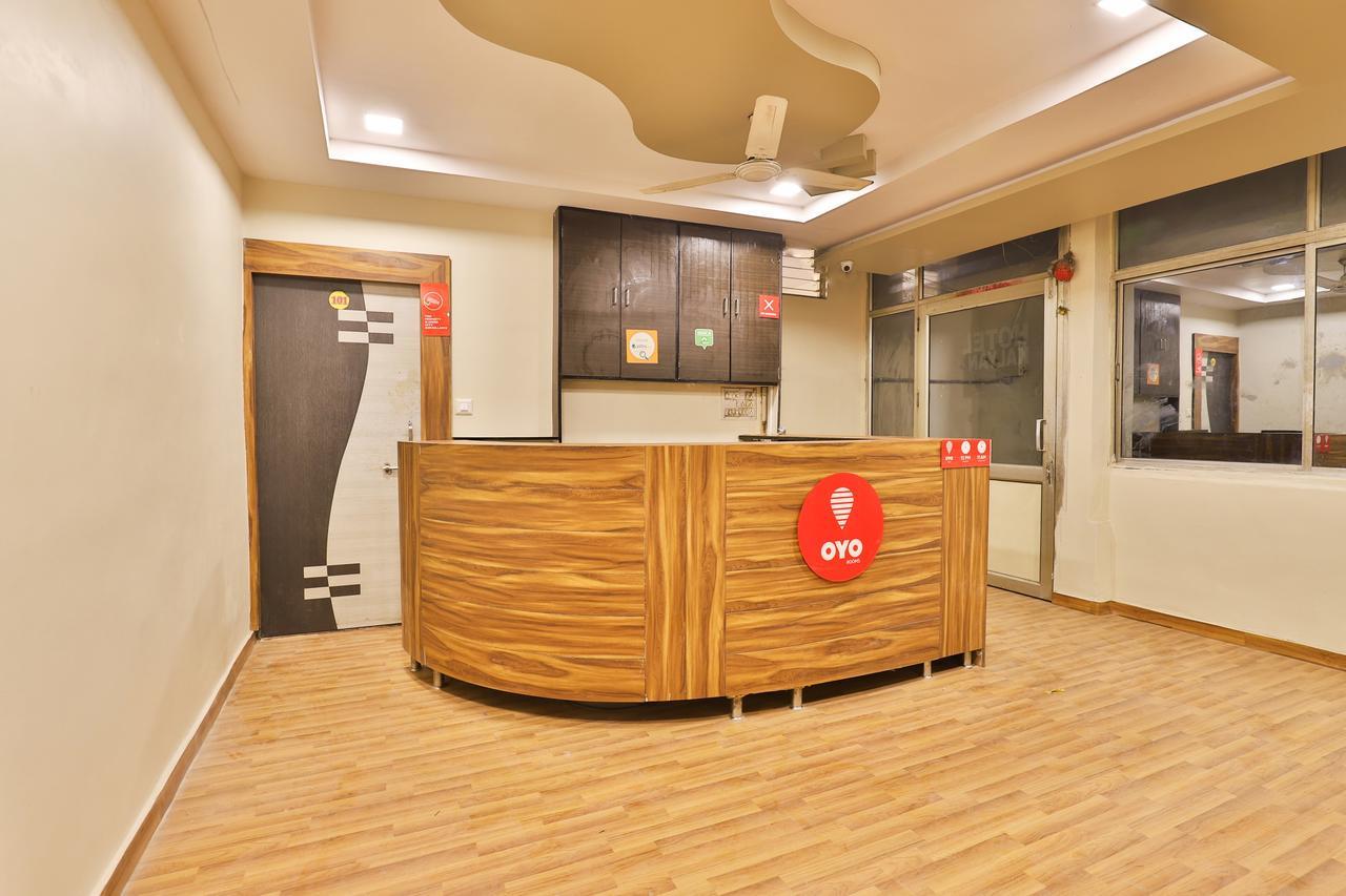 Oyo 11427 Hotel Kalyan Amhedabad Dış mekan fotoğraf
